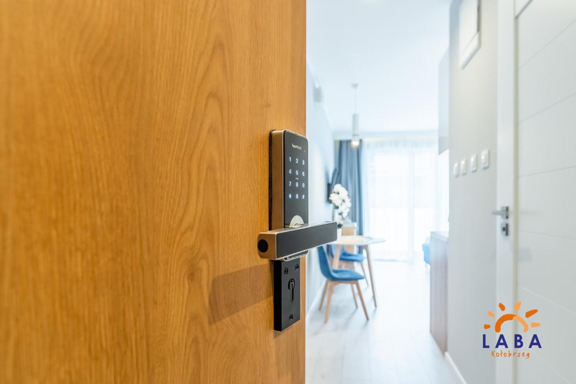 Laba Kolobrzeg Apartamenty Kasprowicza 20Ab Экстерьер фото