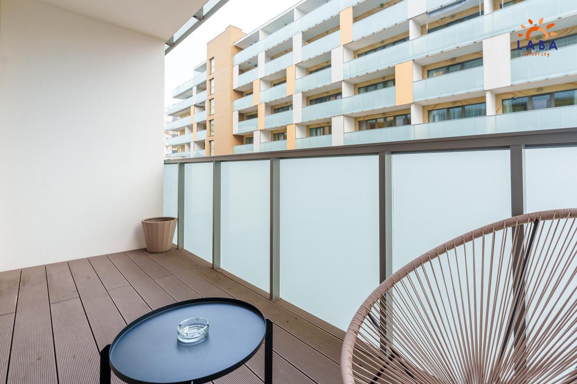 Laba Kolobrzeg Apartamenty Kasprowicza 20Ab Экстерьер фото