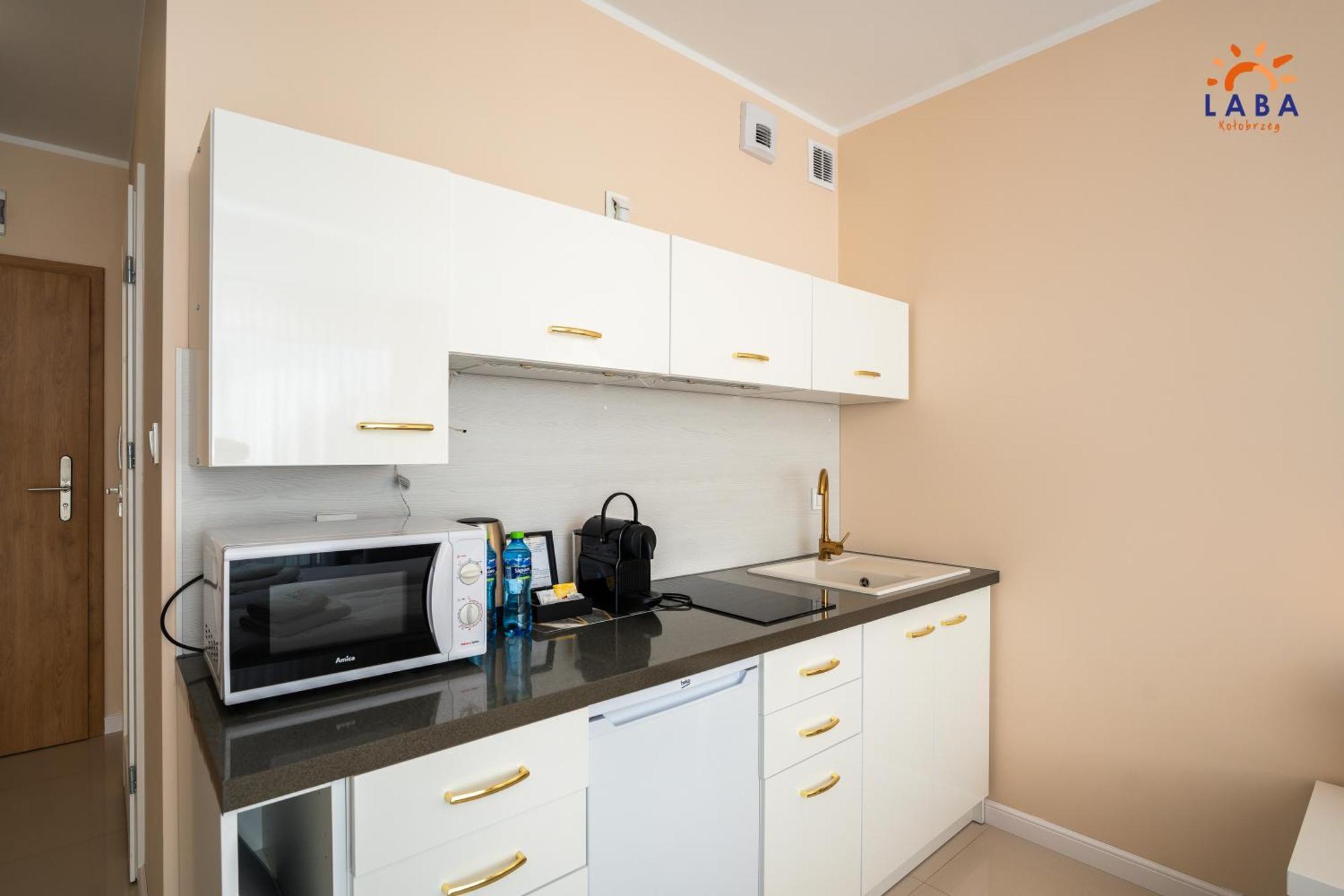 Laba Kolobrzeg Apartamenty Kasprowicza 20Ab Экстерьер фото