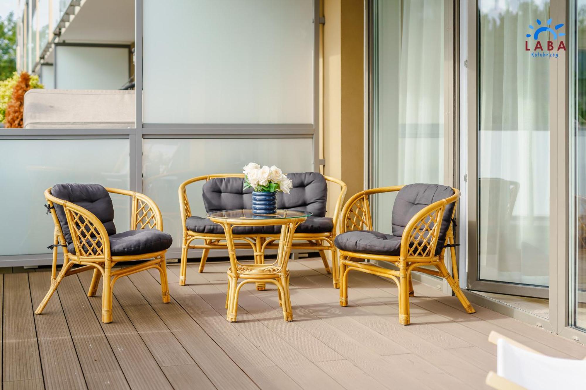Laba Kolobrzeg Apartamenty Kasprowicza 20Ab Экстерьер фото