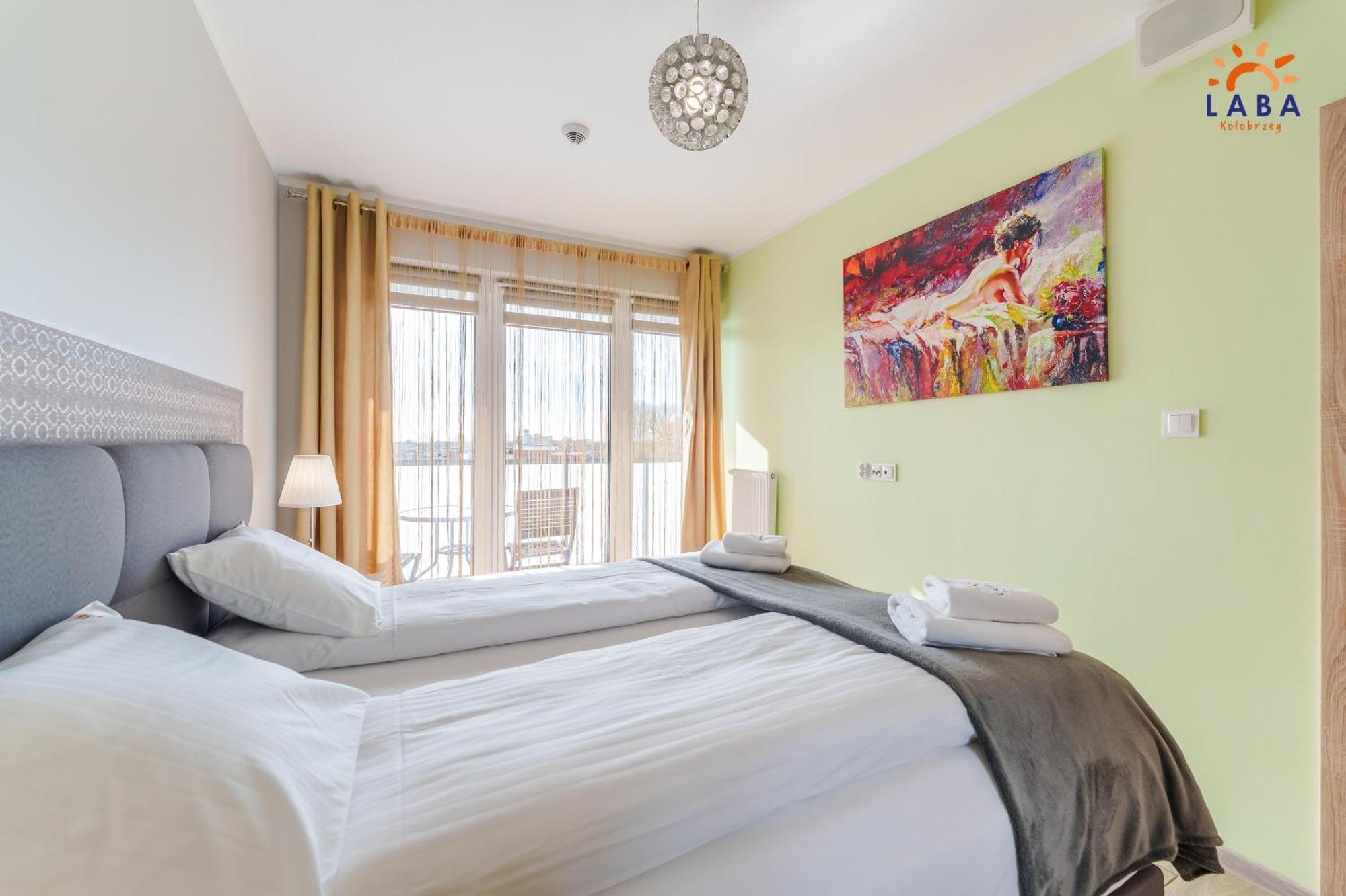 Laba Kolobrzeg Apartamenty Kasprowicza 20Ab Экстерьер фото