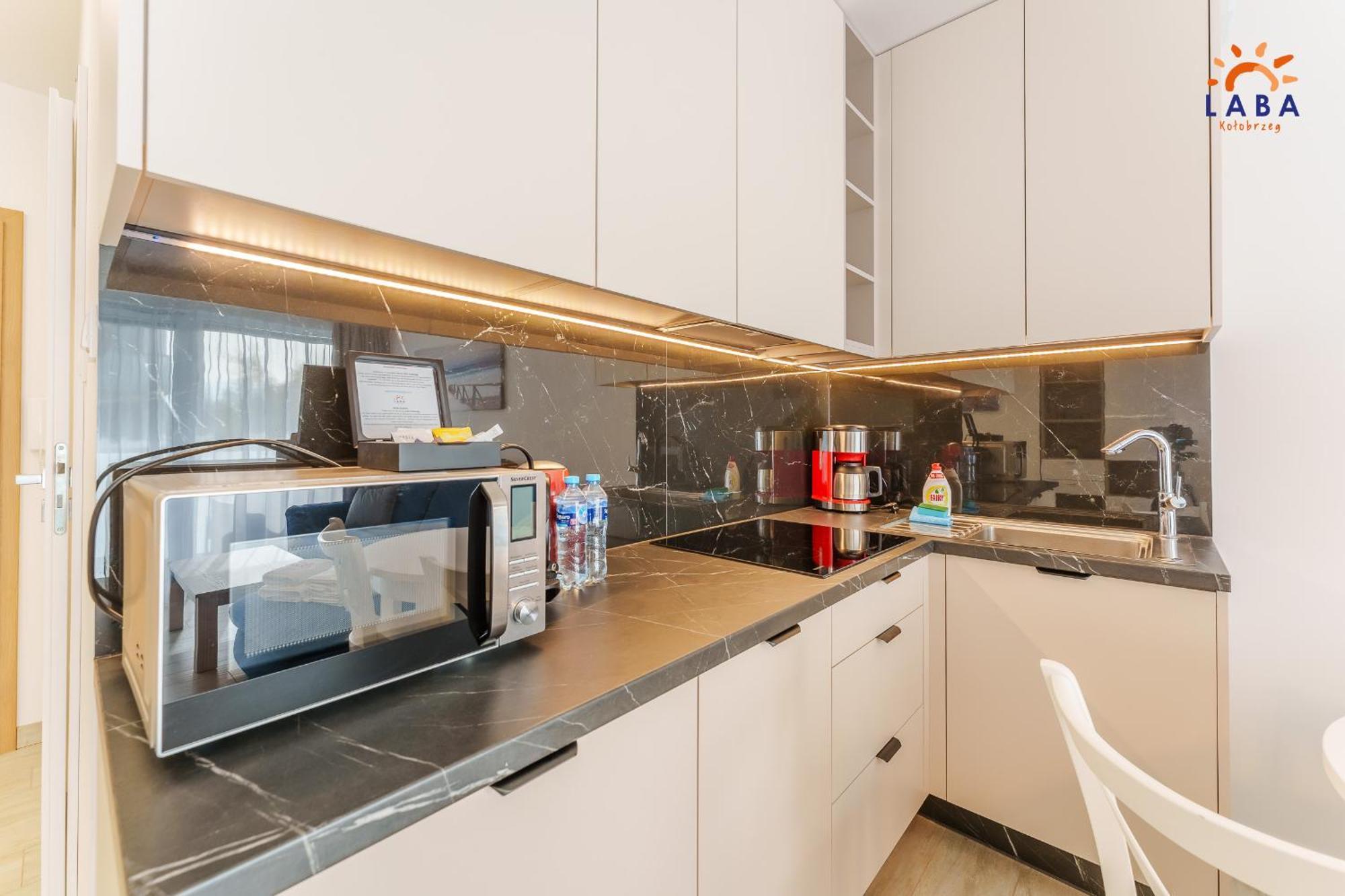 Laba Kolobrzeg Apartamenty Kasprowicza 20Ab Экстерьер фото