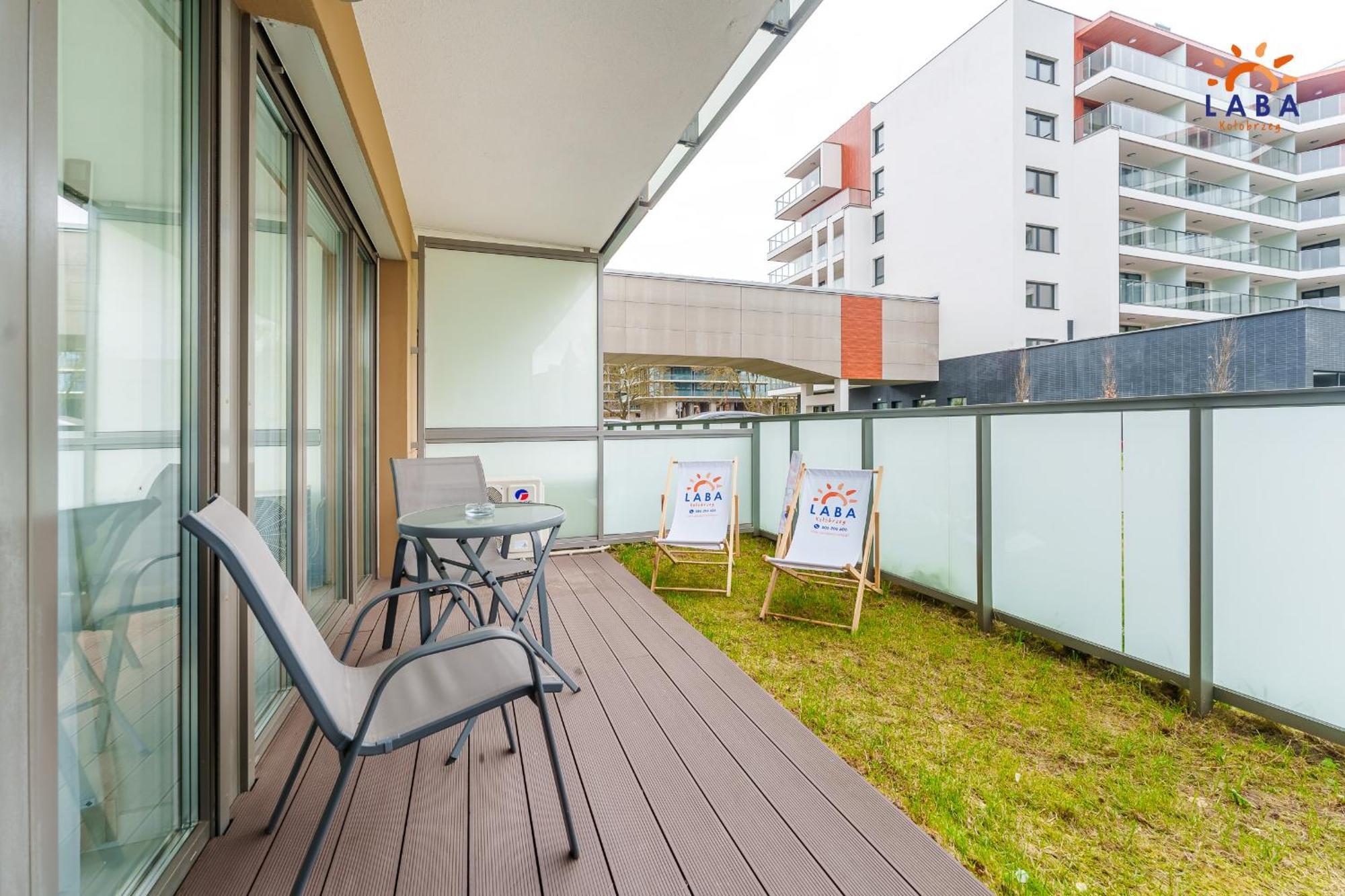 Laba Kolobrzeg Apartamenty Kasprowicza 20Ab Экстерьер фото