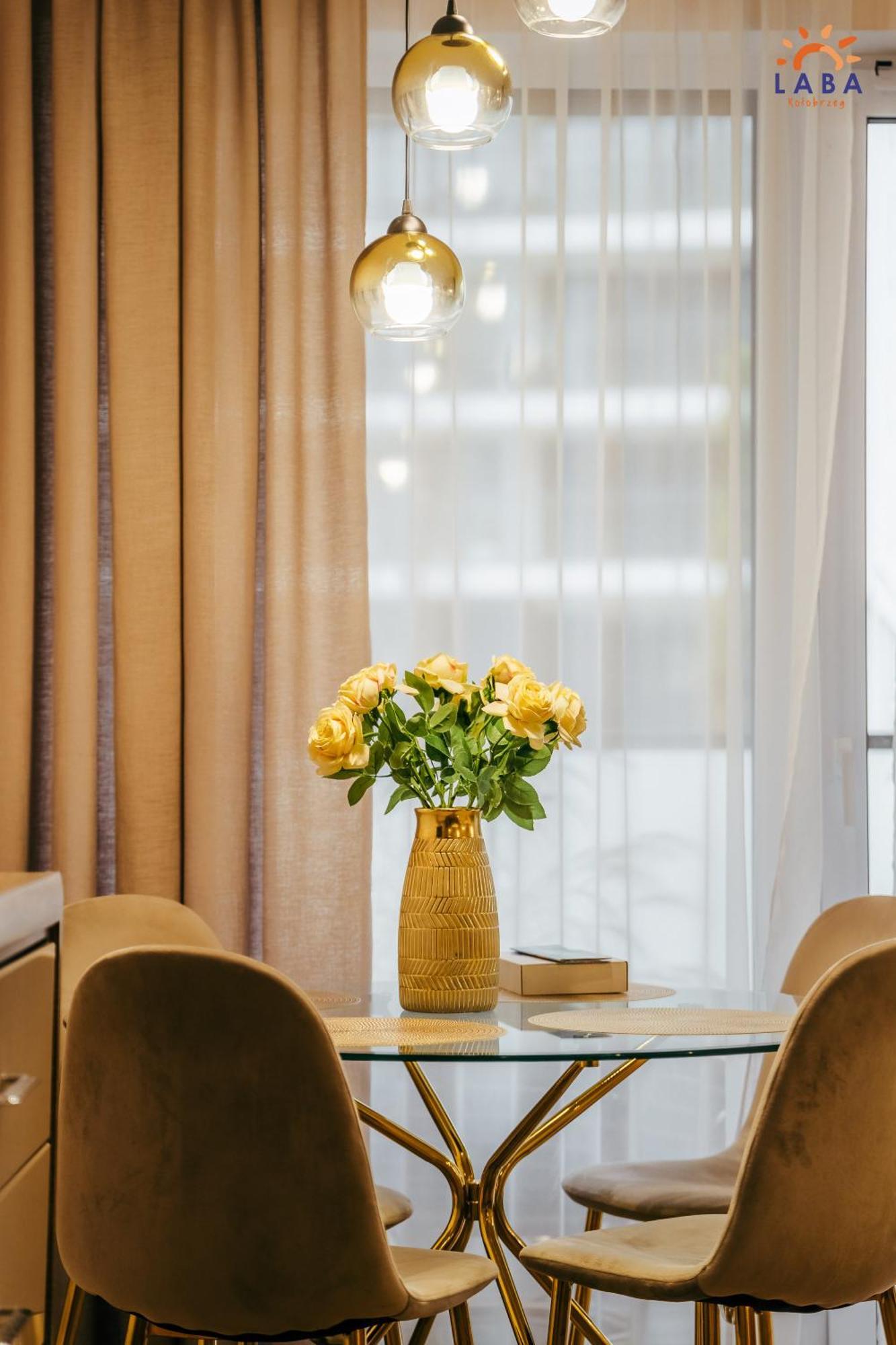 Laba Kolobrzeg Apartamenty Kasprowicza 20Ab Экстерьер фото