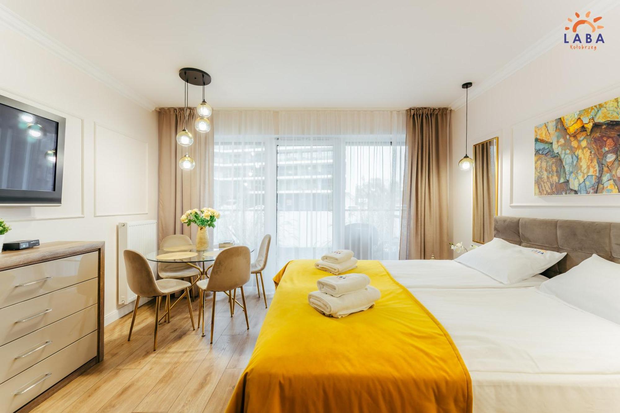 Laba Kolobrzeg Apartamenty Kasprowicza 20Ab Экстерьер фото