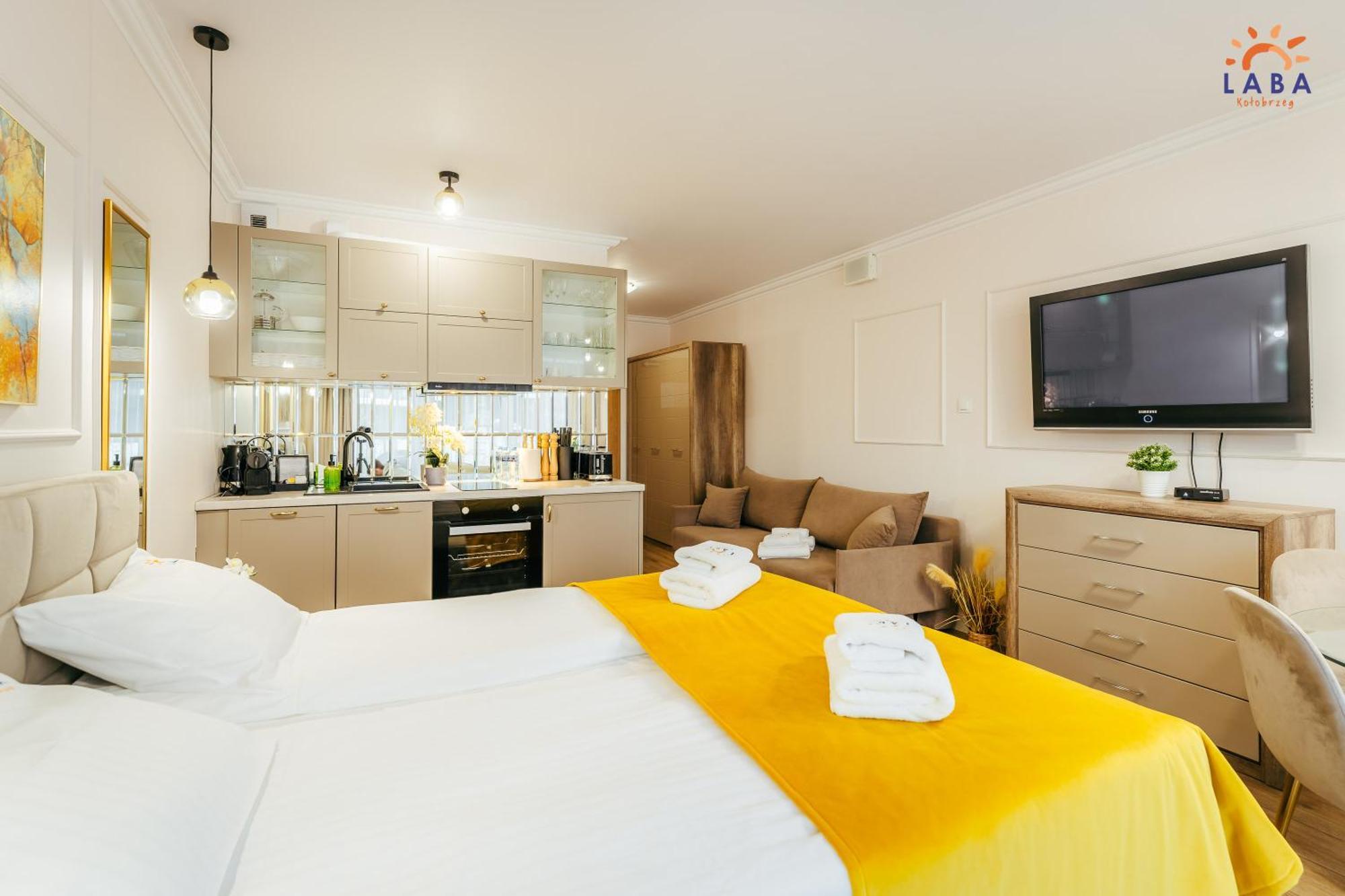 Laba Kolobrzeg Apartamenty Kasprowicza 20Ab Экстерьер фото